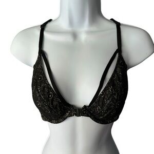 Victoria Secret Bra SZ. 34DD